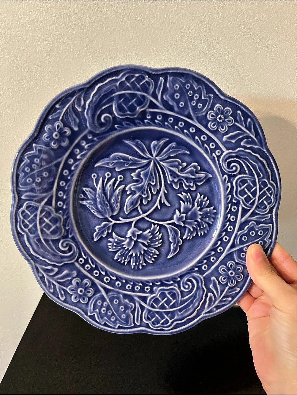 Bordallo Pinheiro Floral Dinner Plate Blue Floral